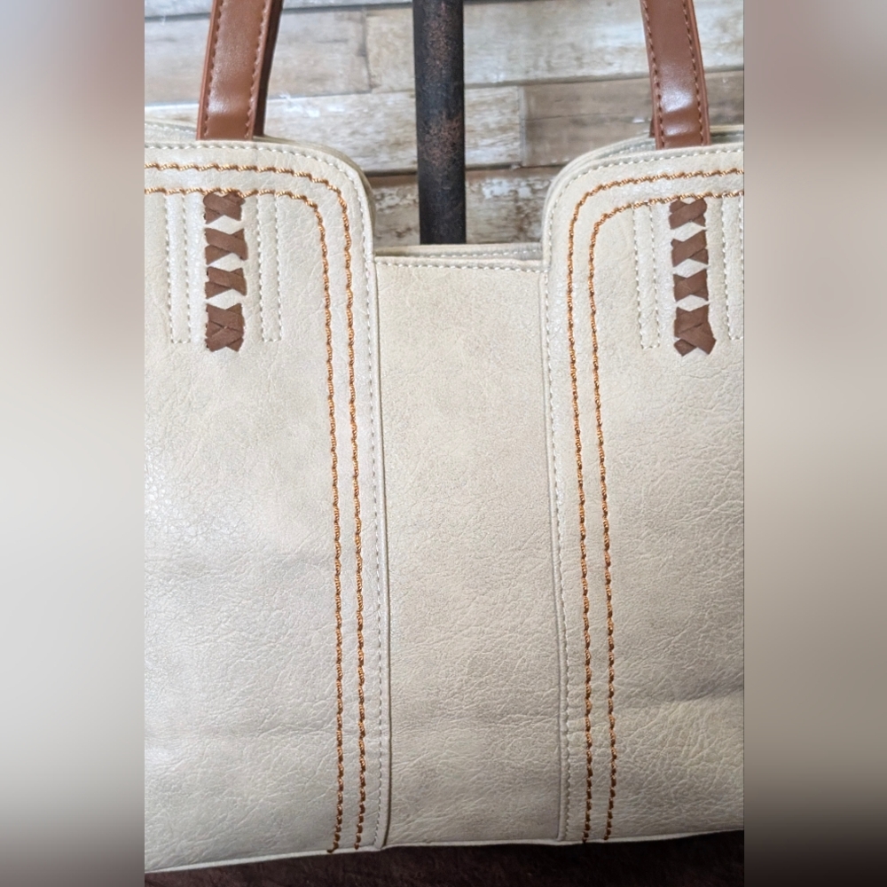 New Elegant Beige and Brown Tote Bag - Picture 3 of 16